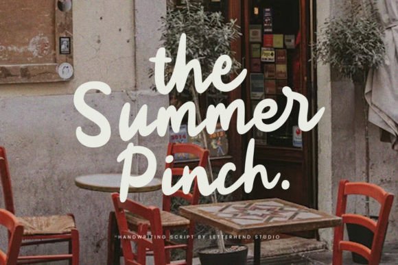 The Summer Pinch: A Handwritten Font for Authentic Branding